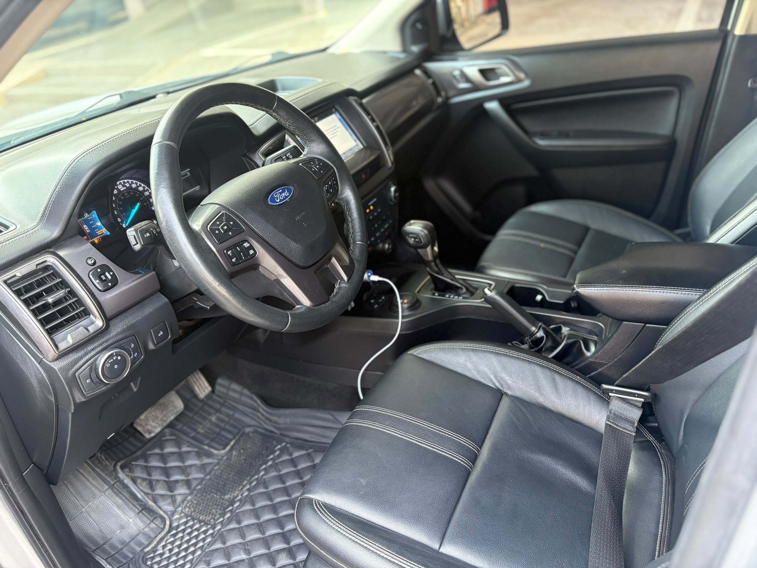 FORD RANGER Eco BOOST à vendre à Dakar – photo 3