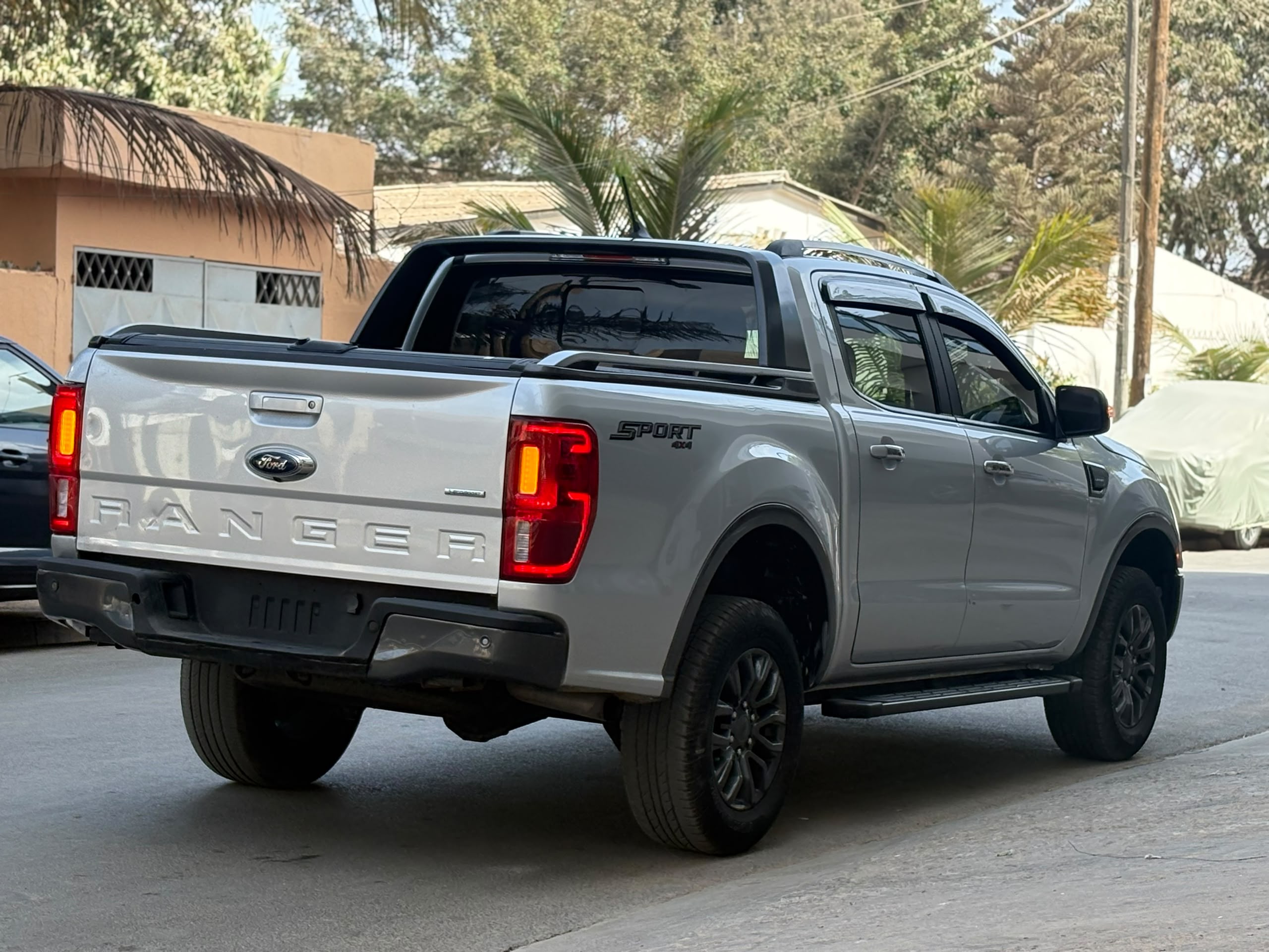FORD RANGER Eco BOOST à vendre à Dakar – photo 10