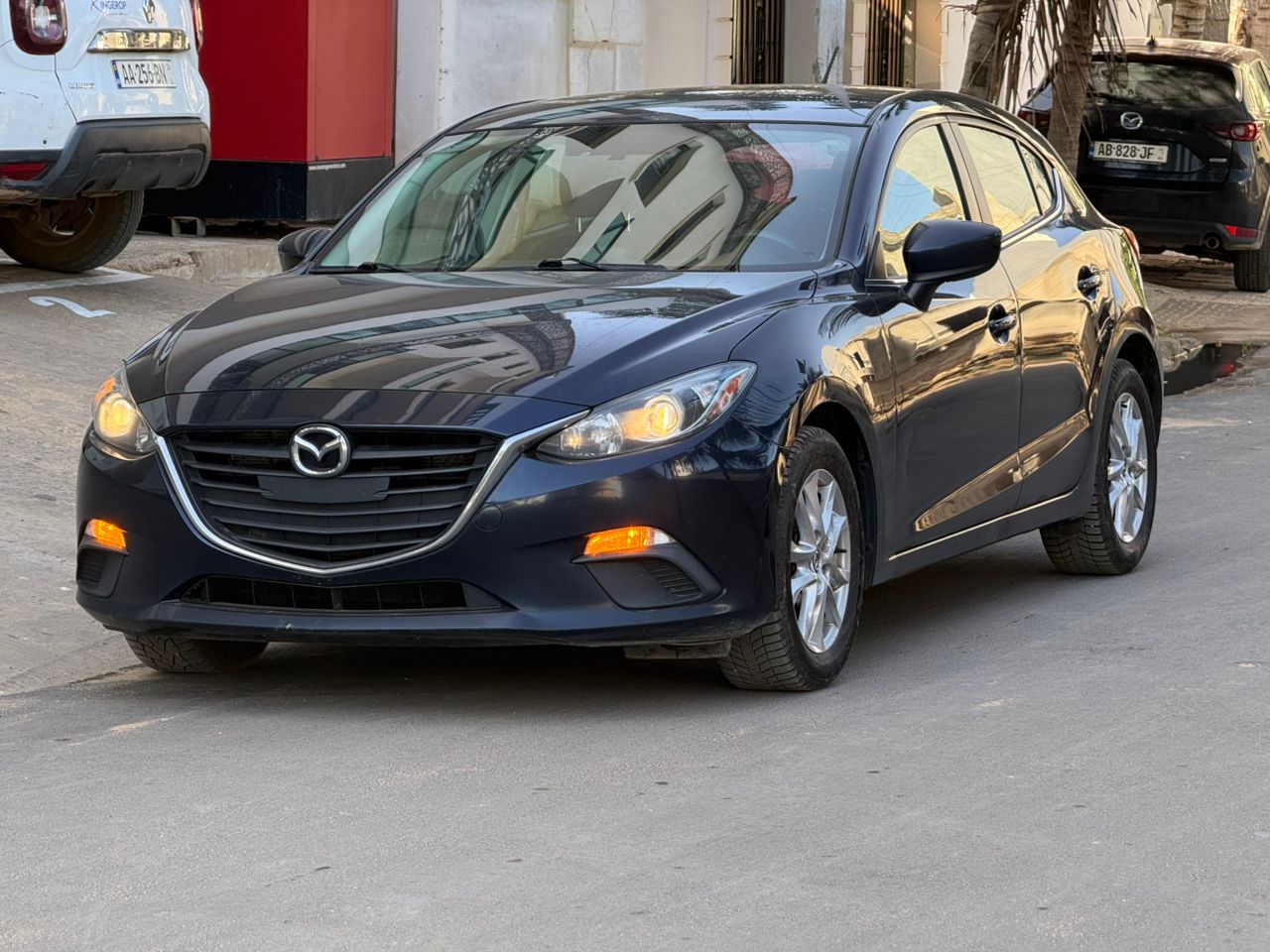 MAZDA à vendre à Dakar